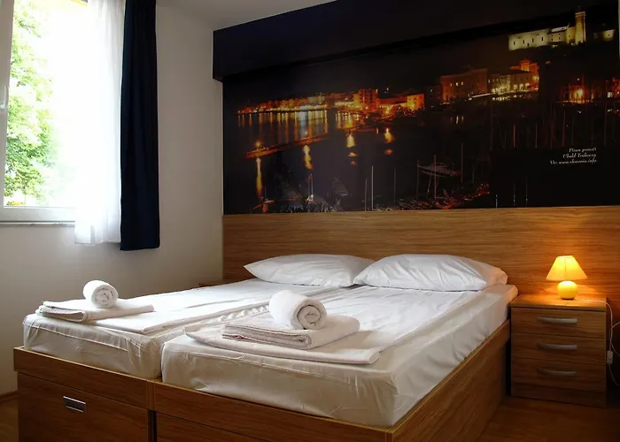 Bed and breakfast By The Way