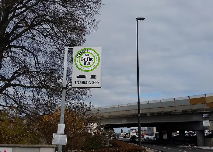 By The Way 3* Λιουμπλιάνα